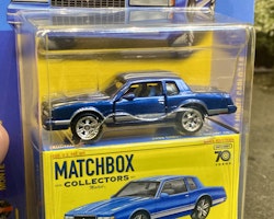 Skala 1/64 MATCHBOX Collectors 70 years - Chevy Monte Carlo LS 88' Blue