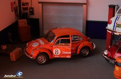 Skala 1/18 Volkswagen Beetle 1303, Jäger Tribute, Orange 74' fr SOLIDO