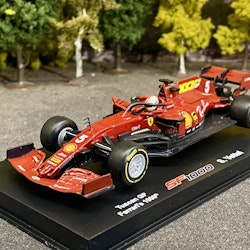 Skala 1/43 Ferrari's 100th Tuscan GP, S Vettel w fig inside fr Bburago 36819 #5