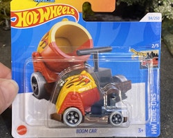 Skala 1/64 Hot Wheels: Boom Car