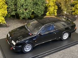 Skala 1/24 Ford Sierra RS Cosworth, Black fr WhiteBox