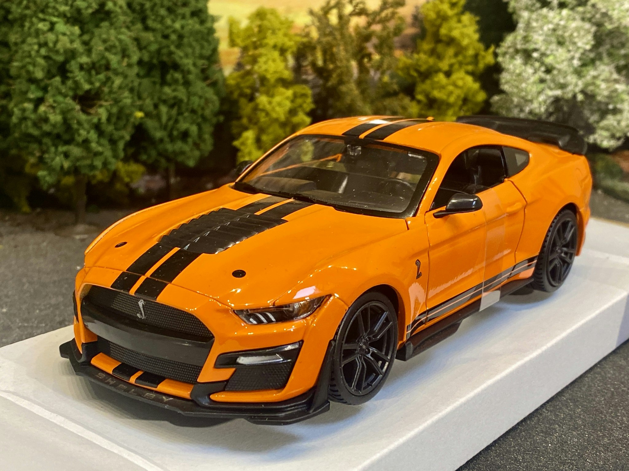 Skala 1/24 2020 Mustang Shelby GT500, Orange/blk fr Maisto Special Edition