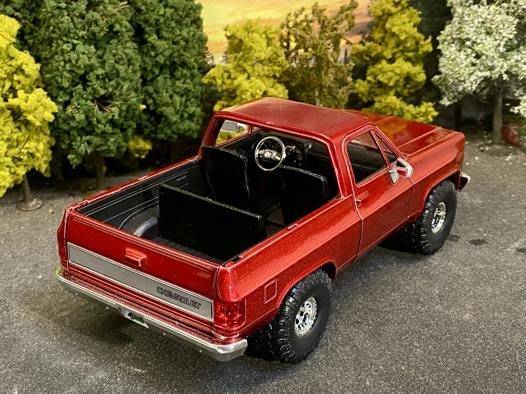 Skala 1/24: Chevy K5 Blazer 1980' Red/white fr Jada "Just Trucks"