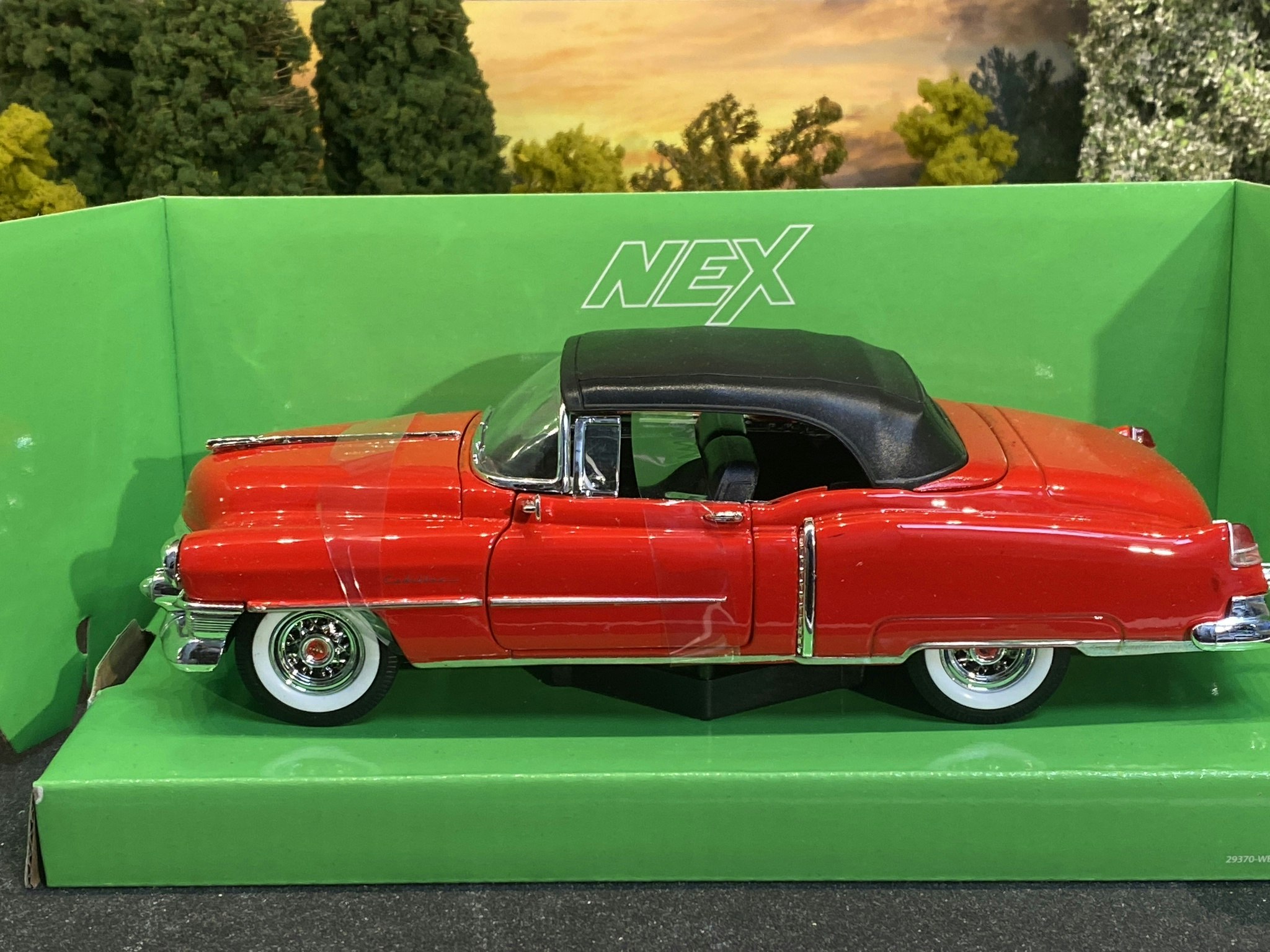 Skala 1/24 Cadillac Eldorado 1953 fr Nex models / Welly