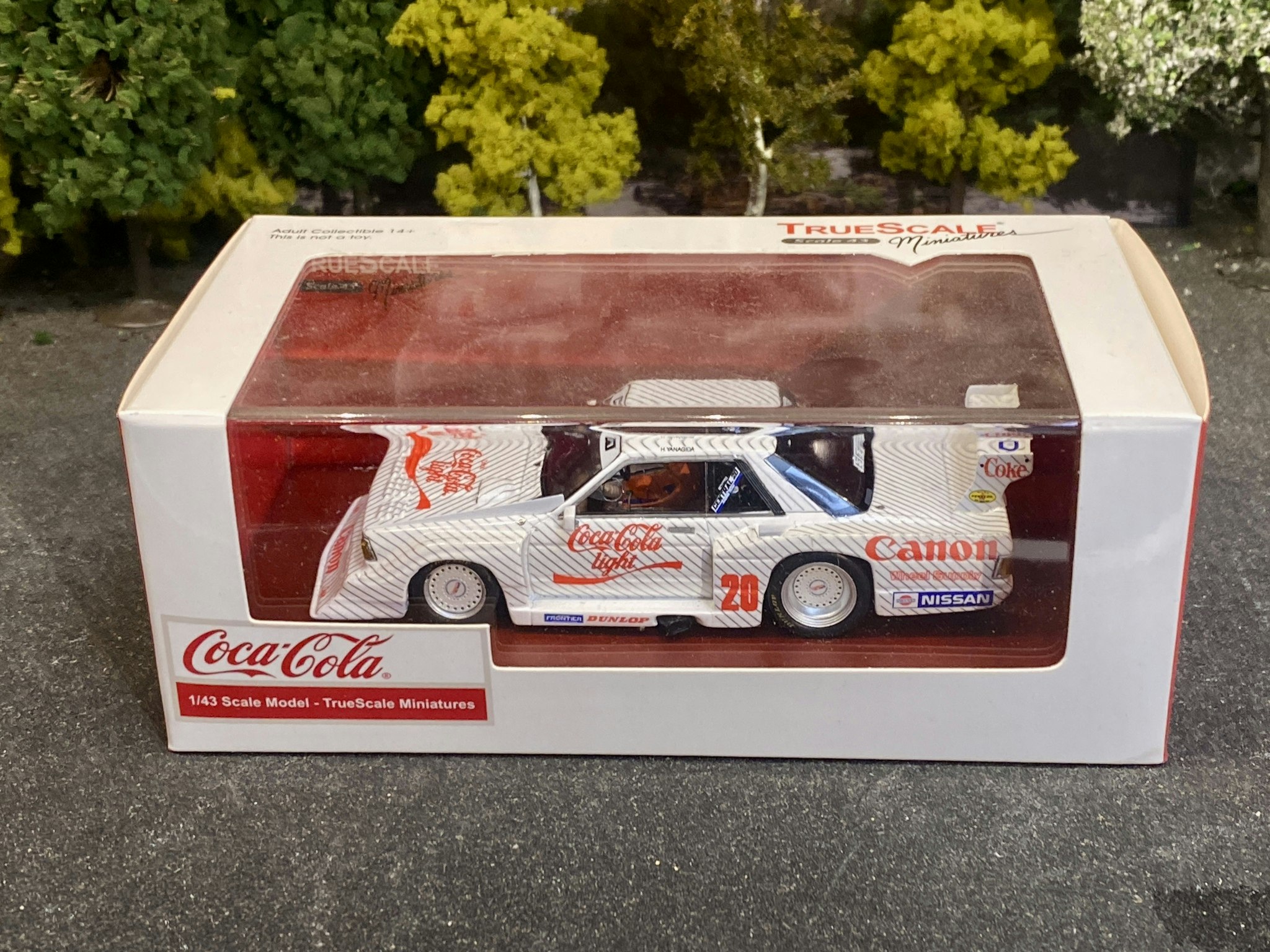 Skala 1/43 84' Nissan Bluebird #20 Silhouette Gr 5 Coca-Cola Light f TSM