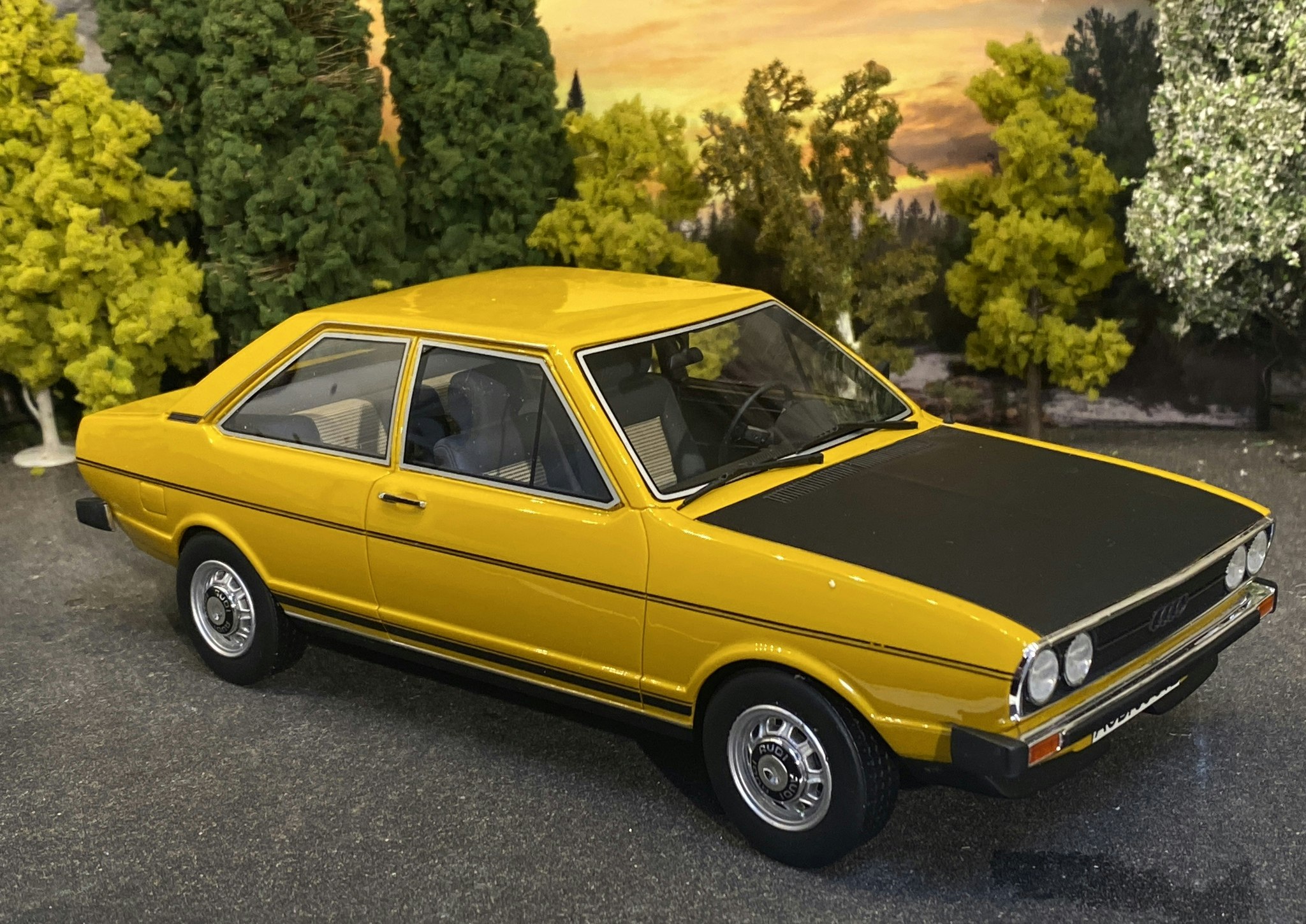 Skala 1/18 Audi 80 GTE 72' Orange/black fr BoS Best of Show Limited Edition