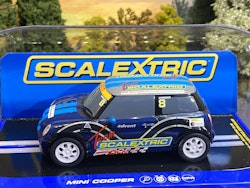 Skala 1/32 An. Slotcar fr Scalextric: Mini Cooper #8 Norman, Team Scalextric