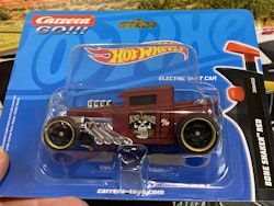 NEW! Skala 1/43 An. slotcar fr Carrera GO: Bone Shaker "Hot Wheels" Red/brown