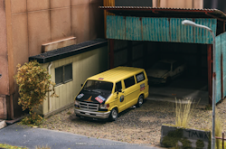 Skala 1/64 Dodge Van, Light yellow fr TARMAC Works - Global64