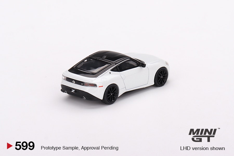 Skala 1/64 Nissan Z Performance 2023 Everest White fr MINI GT (599)