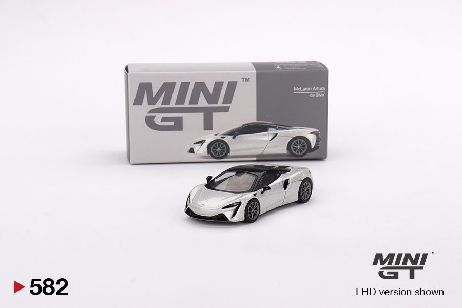 Skala 1/64 McLaren Artura Ice Silver fr MINI GT (582)