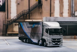 Skala 1/64 Mitsubishi Fuso Super Great - TRUCK64 fr Tarmac Works