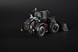 Skala 1/32 LIMITED BLACK EDITION VOLVO L60H WHEEL LOADER fr AT Collections
