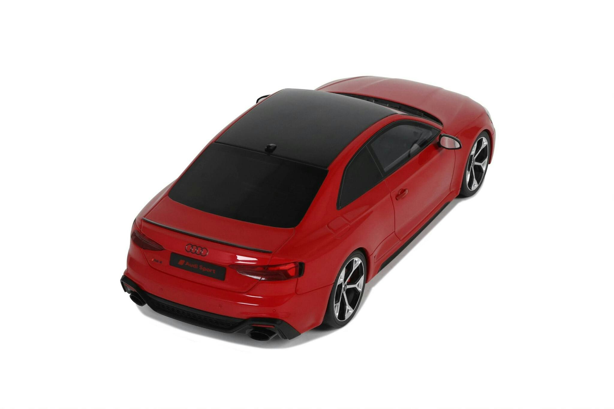 Skala 1/18 Audi RS5, Competition Red 2023 GT457 fr GT Spirit