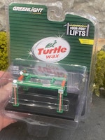 Skala 1/64 Four-Post lift / Fyrpelarlyft "Turtle", Series 5 fr Greenlight