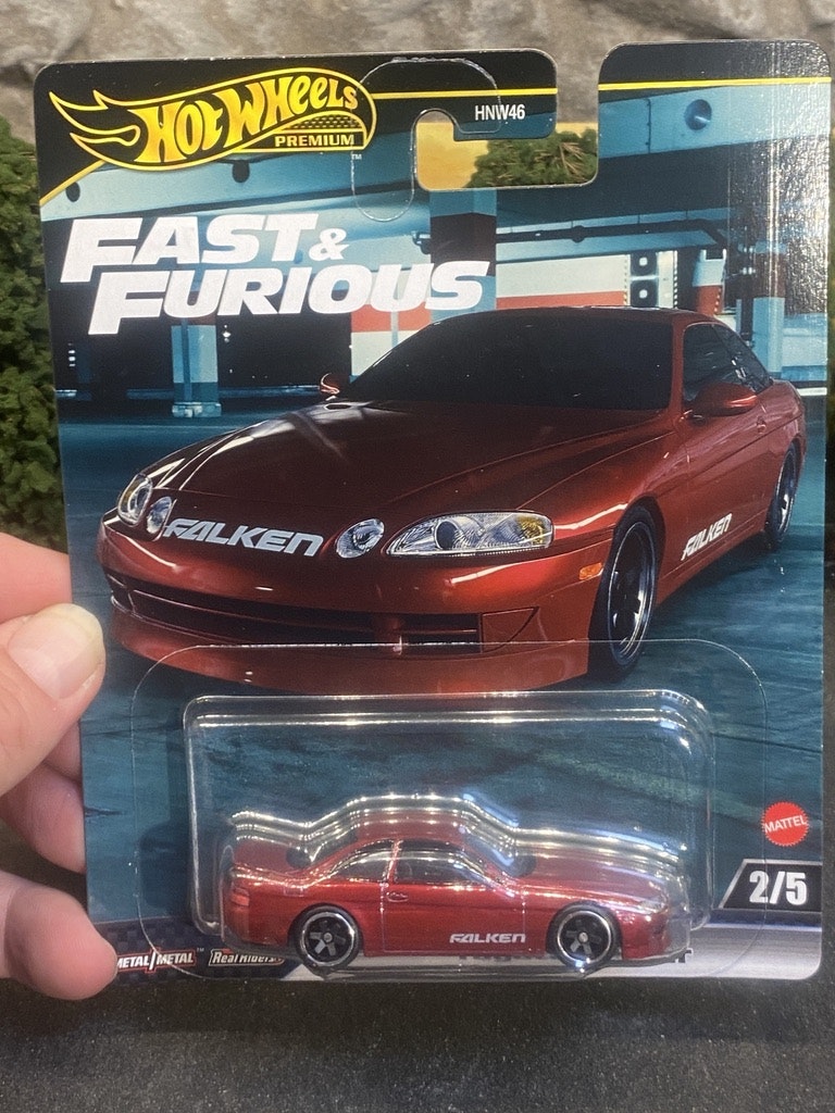 Skala 1/64 HOT WHEELS Premium - Fast & Furious - Toyota Soarer