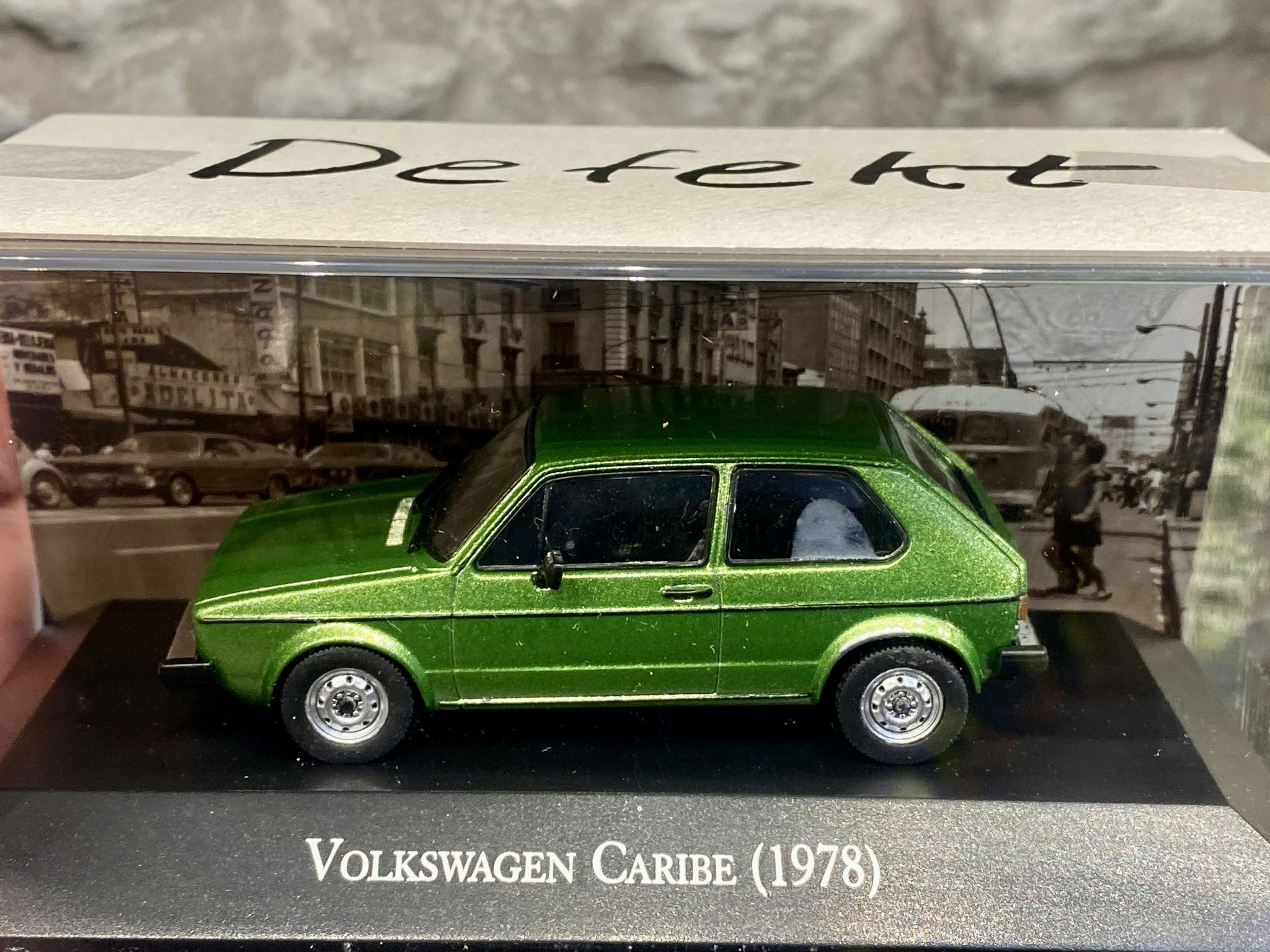 Defect/Defekt Skala 1/43: Volkswagen Caribe (Golf) 1978, Green  fr DeAgostini