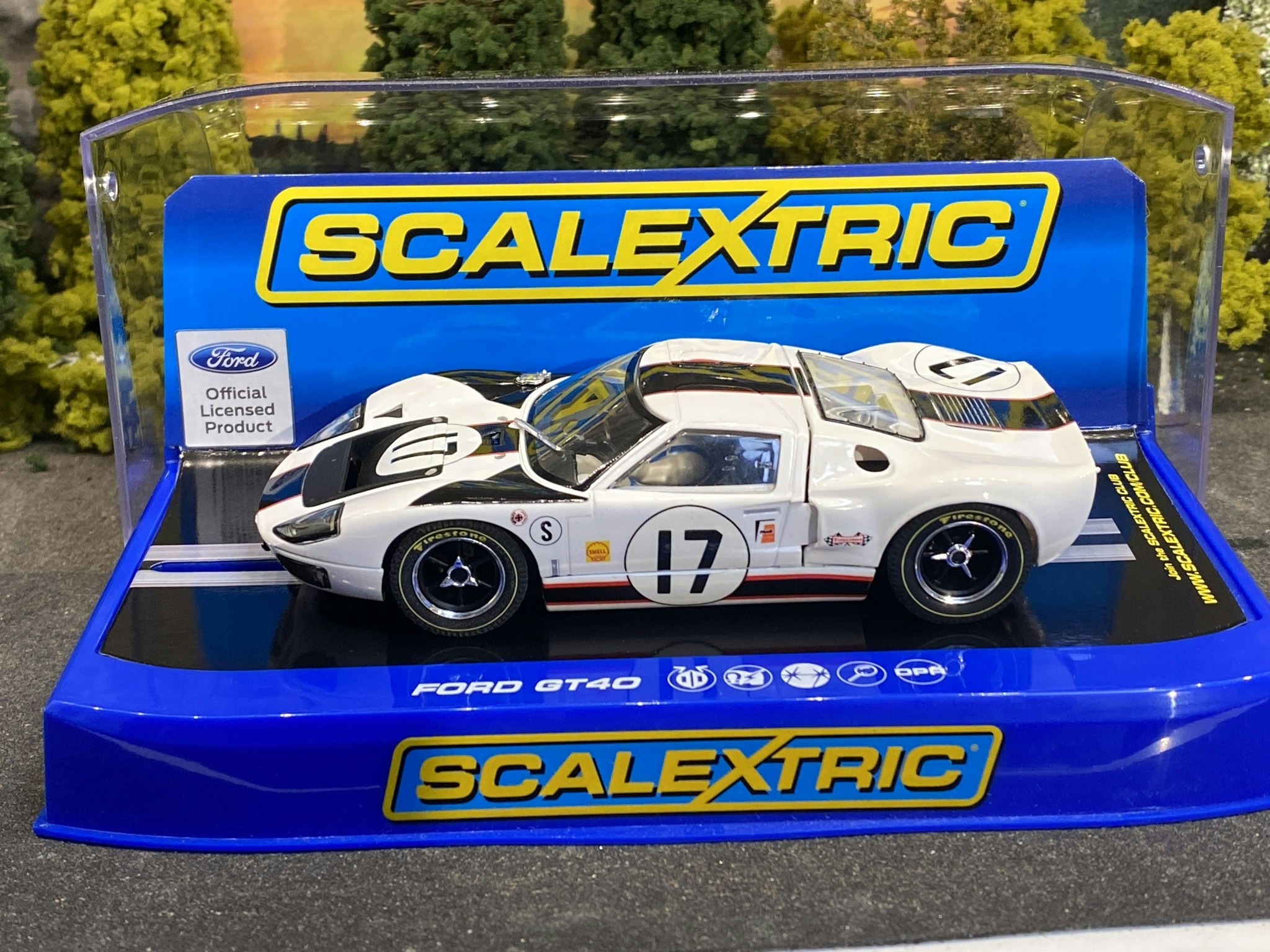 Skala 1/32 Analog Slotcar - Ford GT40, Bl/white #17 fr Scalextric