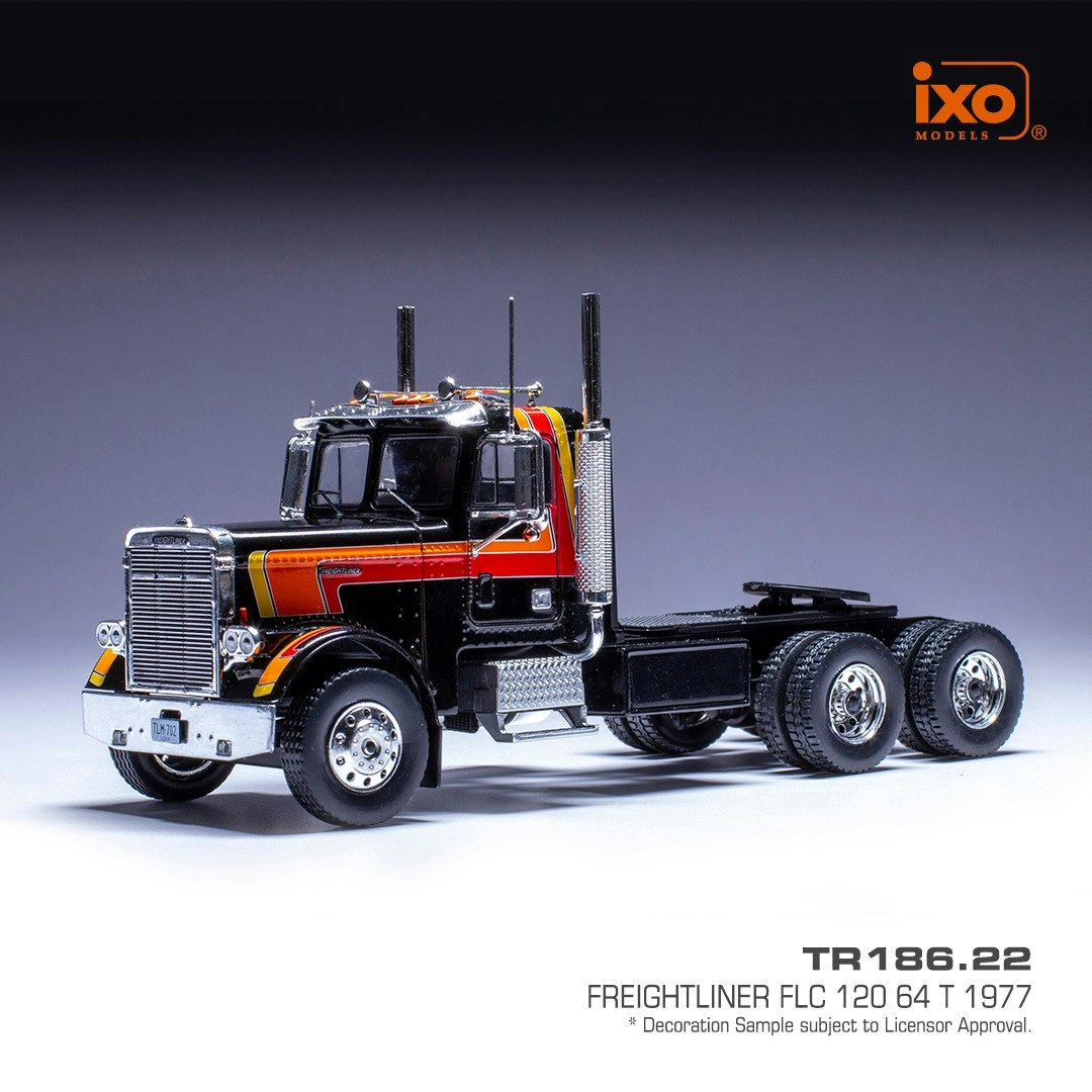 Skala 1/43 Freightliner FLC 120 g4 T 77' Black w r/y/o stripes fr IXO Models