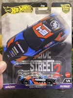 Skala 1/64 Hot Wheels Premium, Car Culture, 2023 Nissan Z, Forsberg "Side Street 2"
