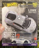 Skala 1/64 Hot Wheels Premium, Car Culture, LB-Works Lamborghini Huracan "Side Street 2"