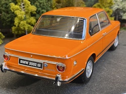 Skala 1/18 BMW 2002 tii, Orange (08543P) fr Kyosho