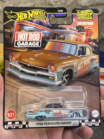 Skala 1/64 Hot Wheels Premium, Boulevard: 55' Plymouth Savoy