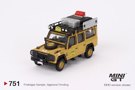 Skala 1/64 Land Rover Defender 110 1989 Camel Trophy Amazon Team Japan fr MINI GT ((751)