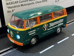 Skala 1/32 Analog slotcar fr Carrera: Volkswagen T2b Jägermeister