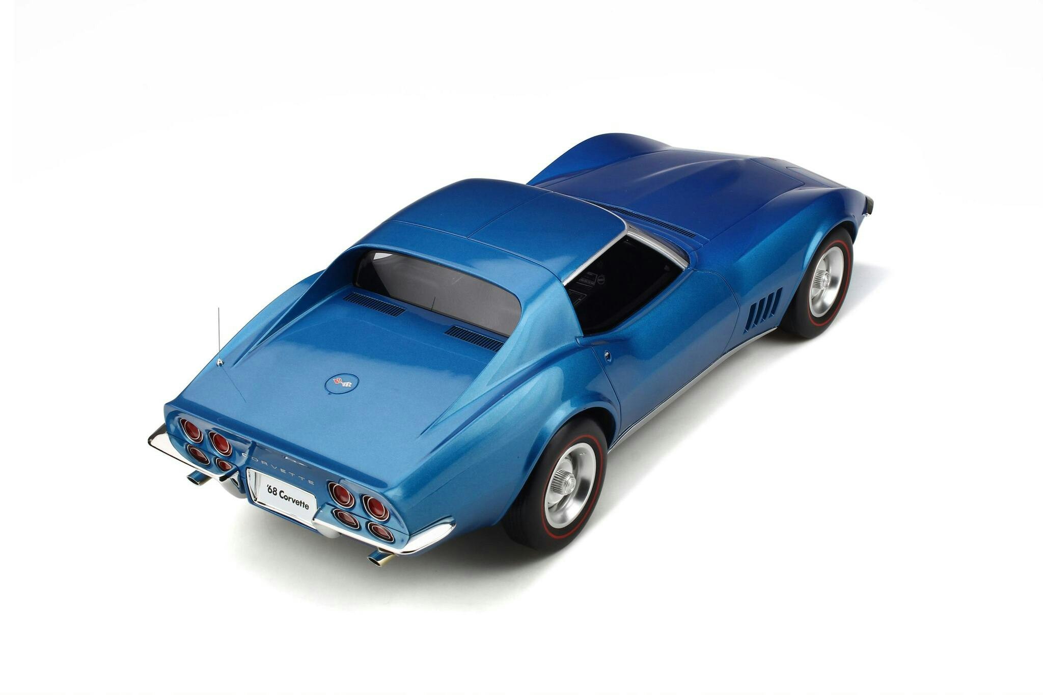Skala 1/12 Chevrolet Corvette C3 1968', Blue fr GT-Spirit (GT255)