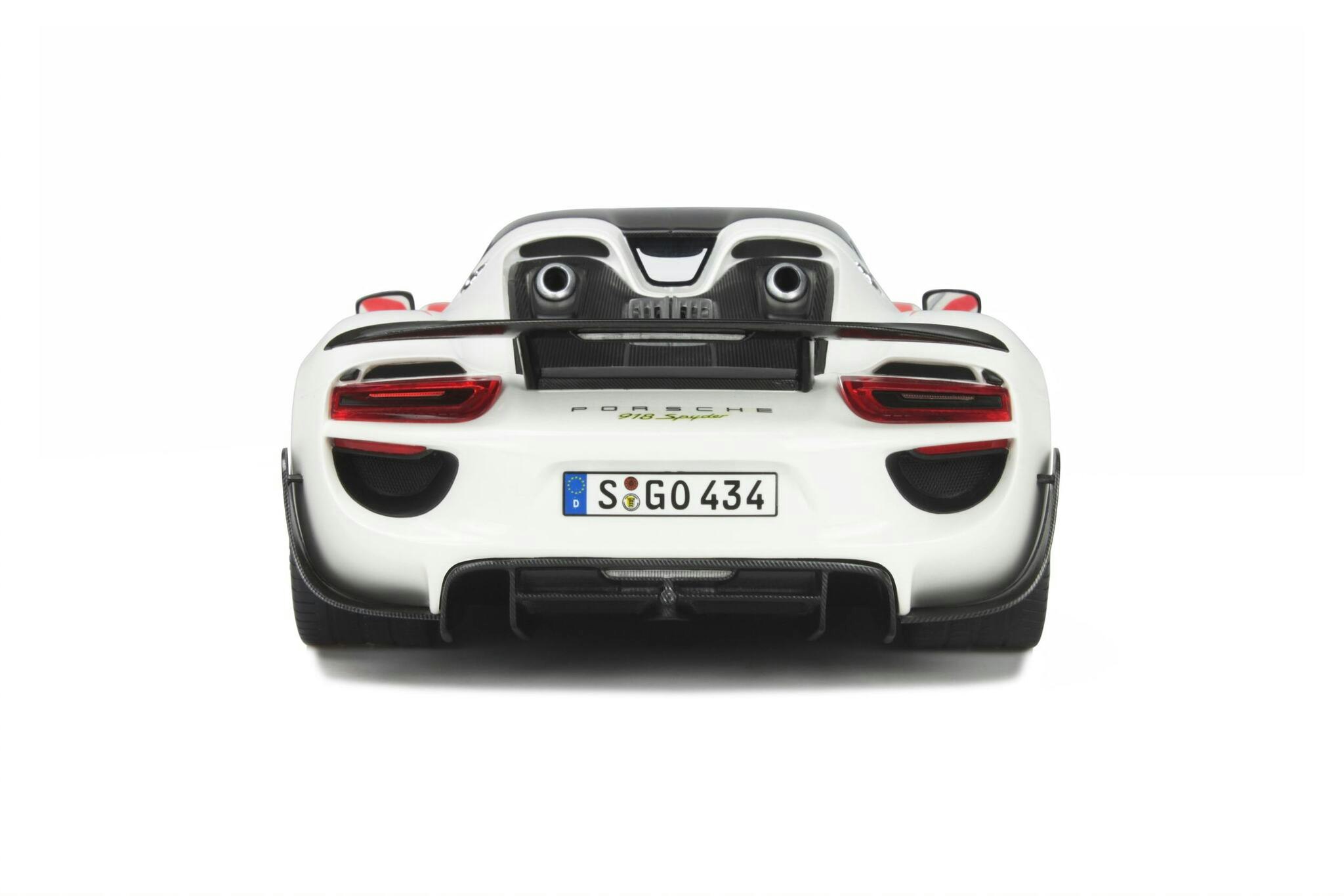 Skala 1/12 Porsche 918 Spyder Weissach Package fr GT-Spirit (GT078)