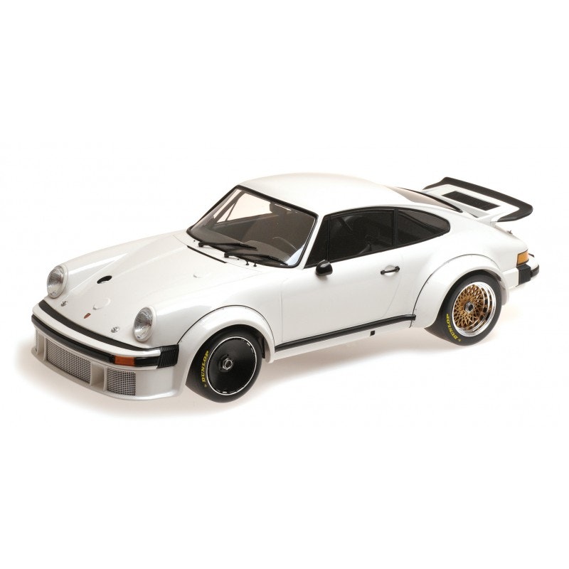 Skala 1/12 PORSCHE 934 – 1976 – WHITE fr Minichamps (125766404)