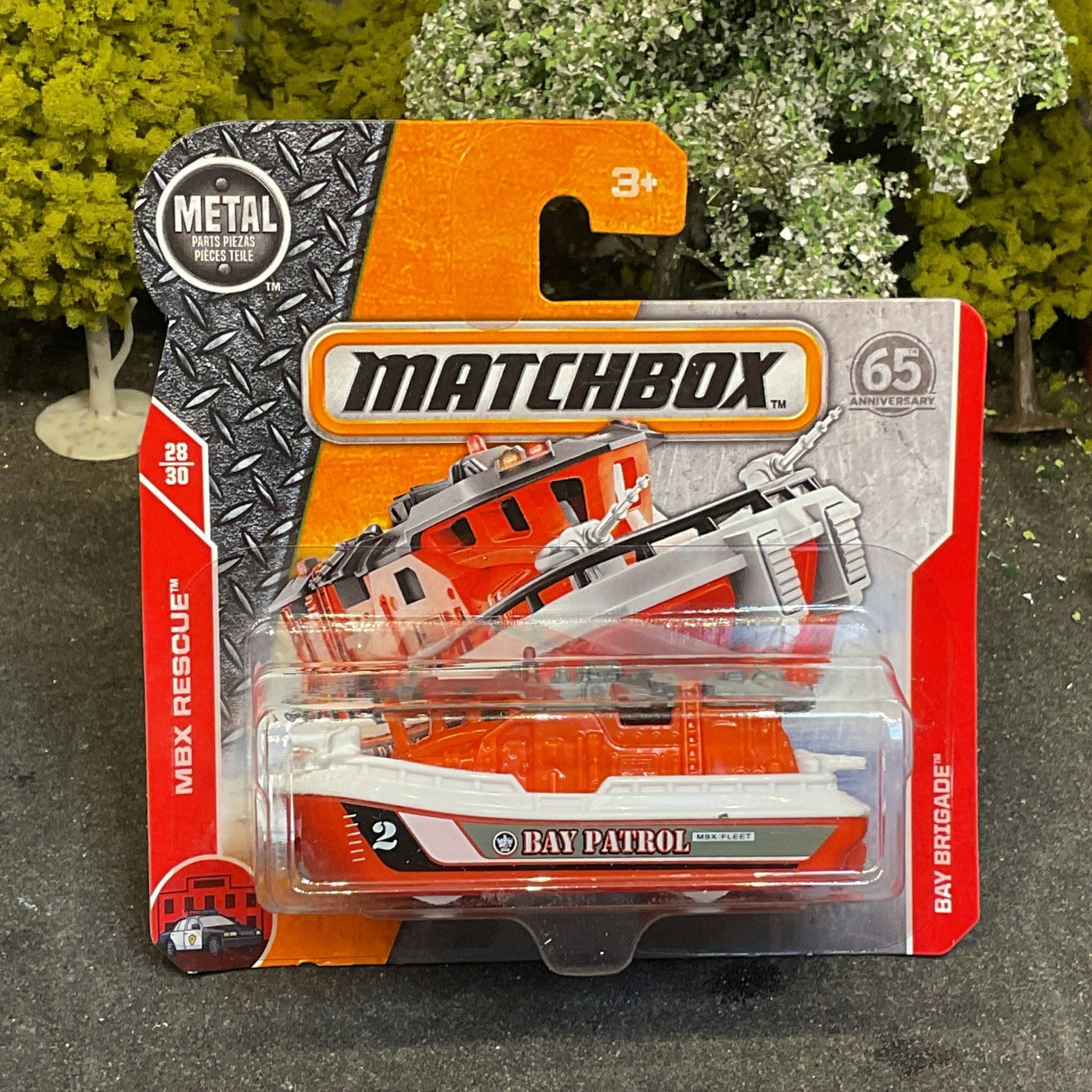 Skala 1/64 Matchbox - MBX Rescue - Bay Brigade