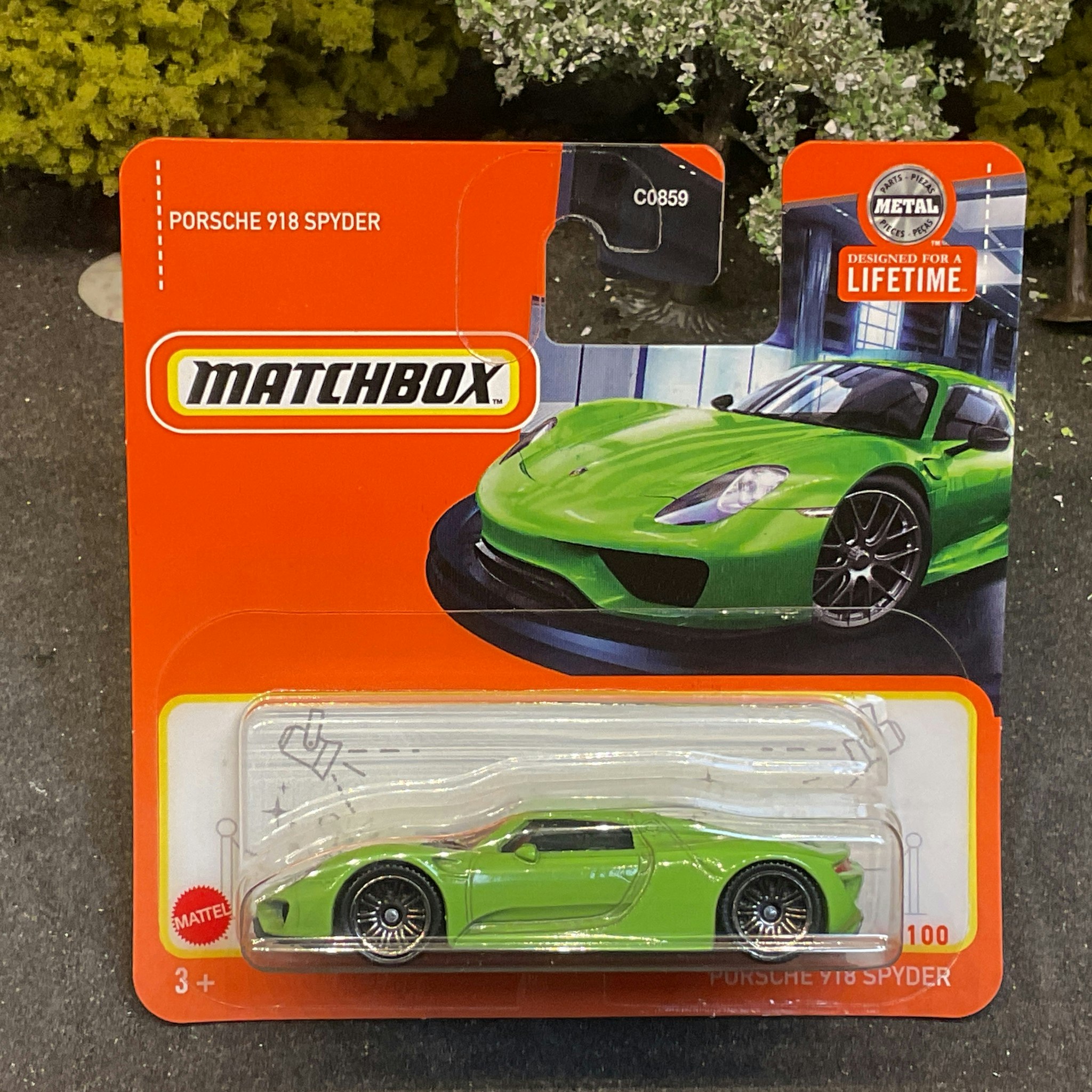 Skala 1/64 Matchbox "Lifetime": Porsche 918 Spyder, green