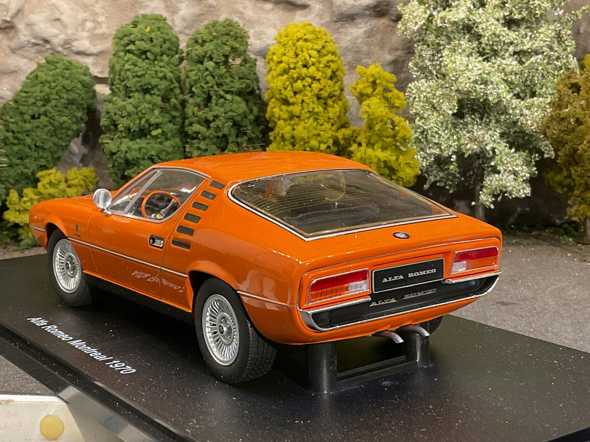 Skala 1/18 Alfa Romeo Montreal, 1970 fr KK-Scale