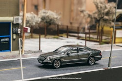 Skala 1/64 Mercedes-Benz S 65 AMG Tectite Grey Metallic fr Tarmac Works -  ROAD64