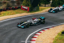 Skala 1/64 Mercedes-AMG F1 W13 E Performance Belgian Grand Prix 2022 Lewis Hamilton #44 fr Tarmac Works/IXO Models