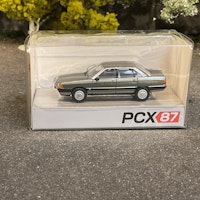 Skala 1/87 - Audi 100 (C3), Metallic Dark Grey fr PCX87