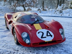 Skala 1/12 Ferrari 330 P4 #24 fr (CMR) Classic Model Replicars