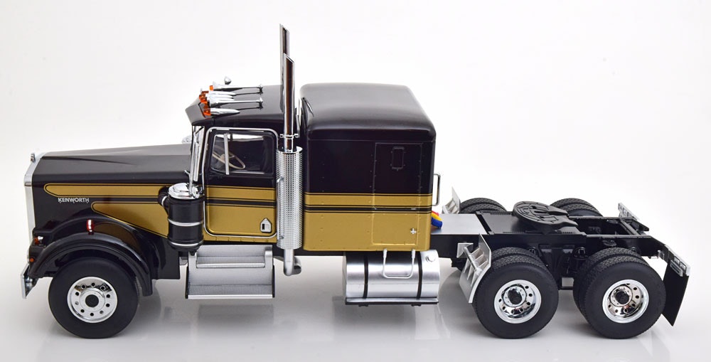 Skala 1/18 Kenworth W900, Black/gold fr Road Kings / KK-scale