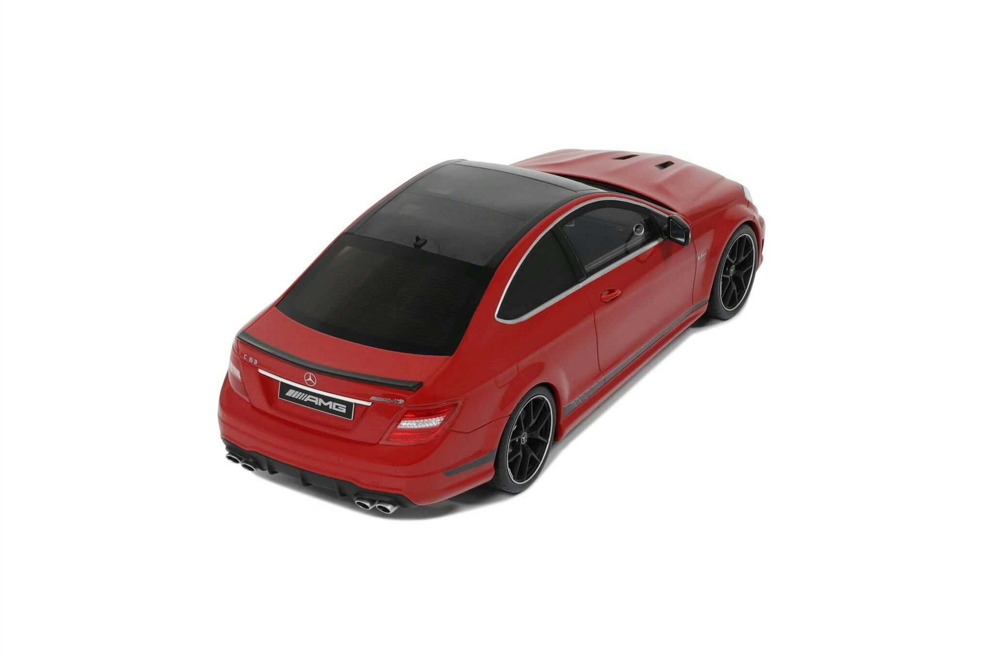 Skala 1/18 MERCEDES-BENZ C63 AMG EDITION 507 RED 2014 fr GT Spirit (GT920)