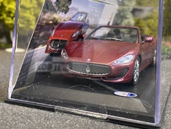 Skala 1/43 Maserati GranCabrio Sport fr WhiteBox