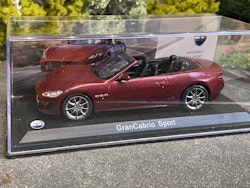 Skala 1/43 Maserati GranCabrio Sport fr WhiteBox