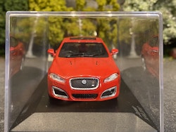 Skrot?/Scrap? Skala 1/43 Jaguar XFR 2010, red fr WhiteBox 1 of 1000 ex