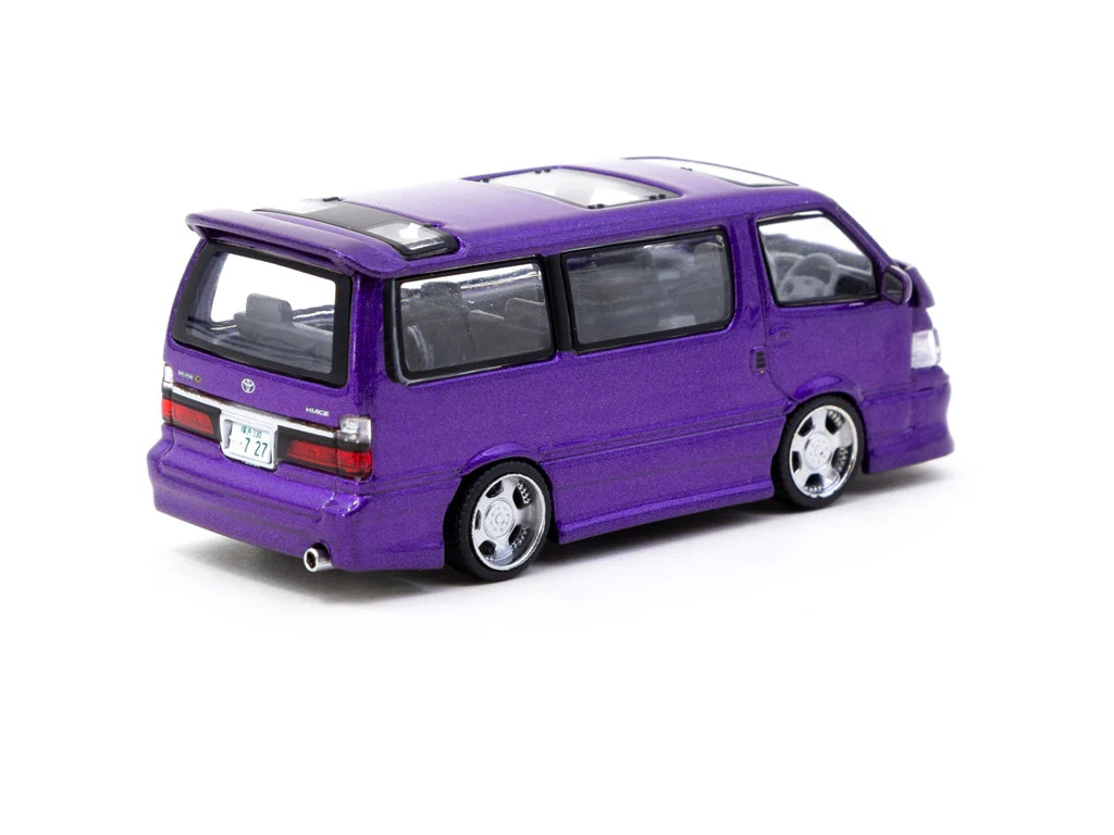 Skala 1/64 Toyota Hiace Wagon Custom Purple fr Tarmac Works - ROAD64