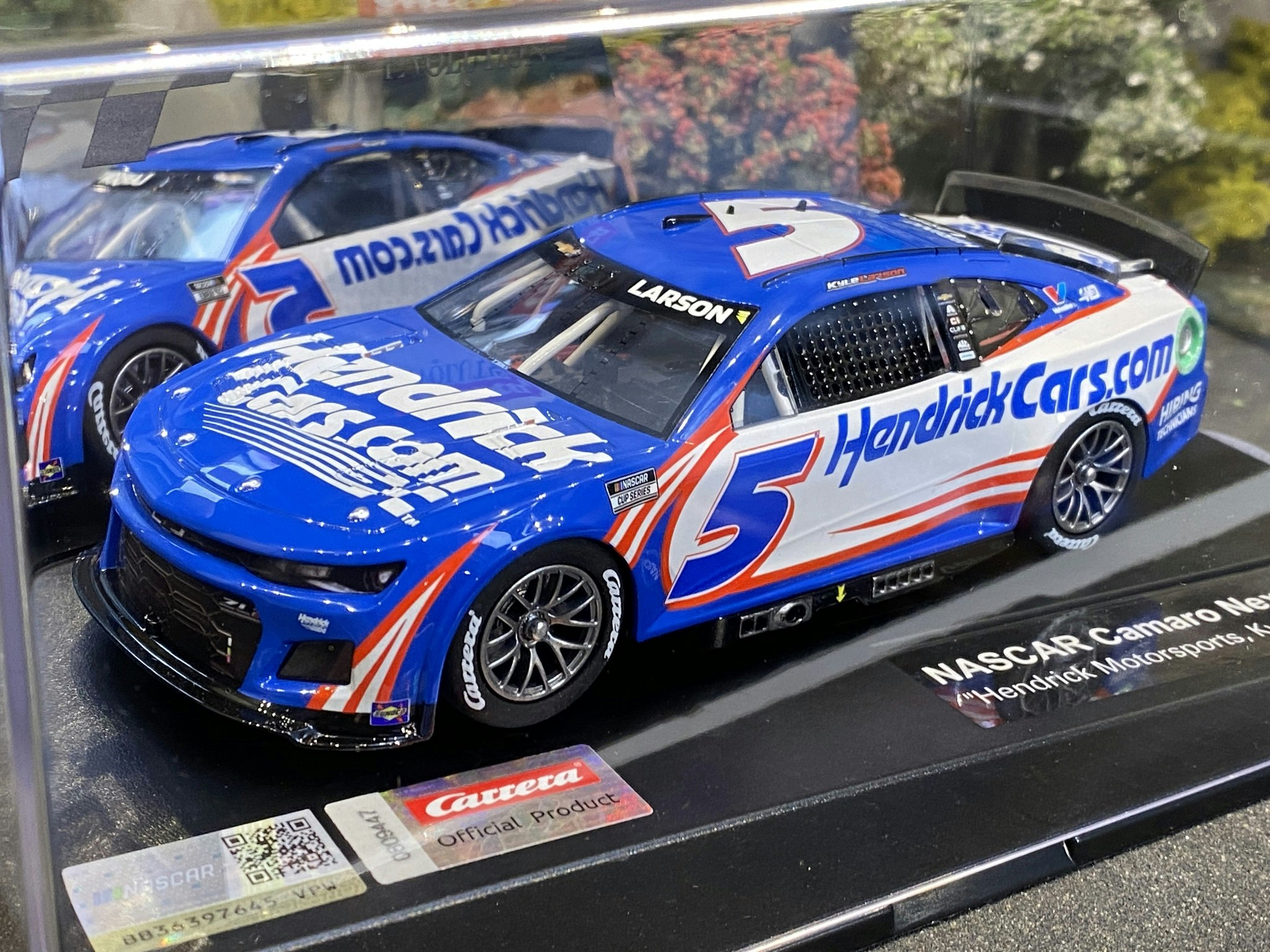 Skala 1/32 Analog slotcar fr Carrera: NASCAR Camaro NextGen ZL1 "Hendrick Motorsports, Kyle Larson, No.5