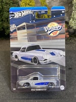Skala 1/64 Hot Wheels - Vintage Racing Club: 1962 Corvette Silver/blue