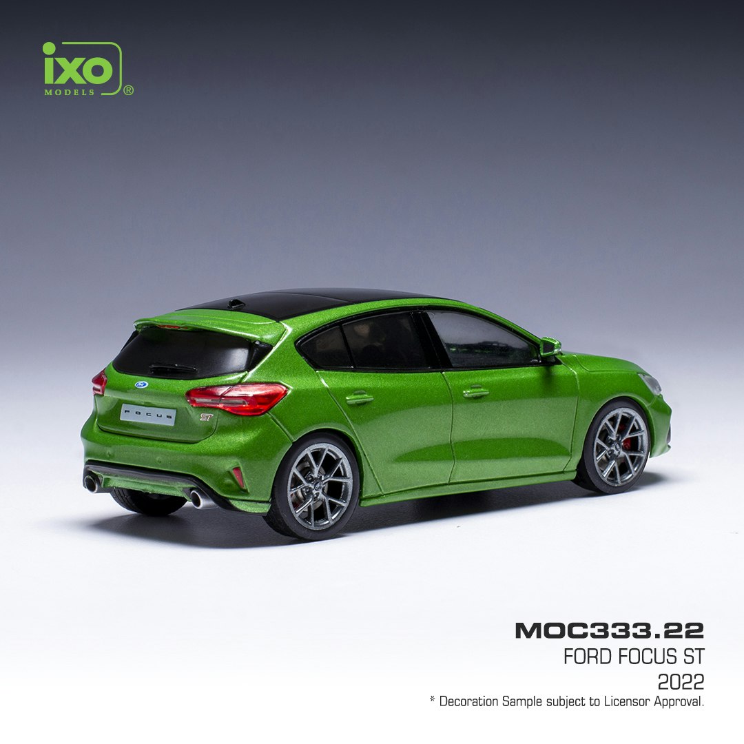 Skala 1/43 Ford Focus ST 2022, Met Green fr IXO Models (MOC333.22)