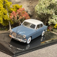 Skala 1/43 Volvo 121 Amazon 61' 4-door, Gray/white fr IXO Models