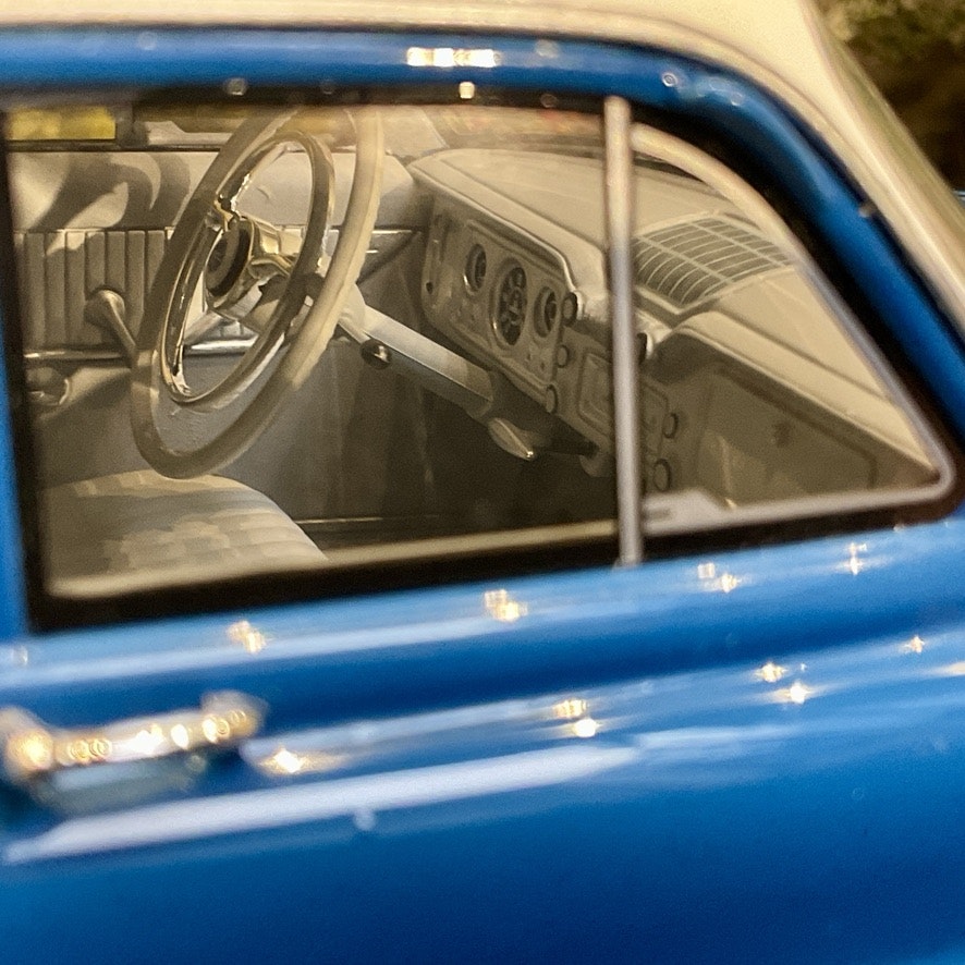 Skala 1/18 Opel kapitän 1958, blue/white fr BoS Best on Show